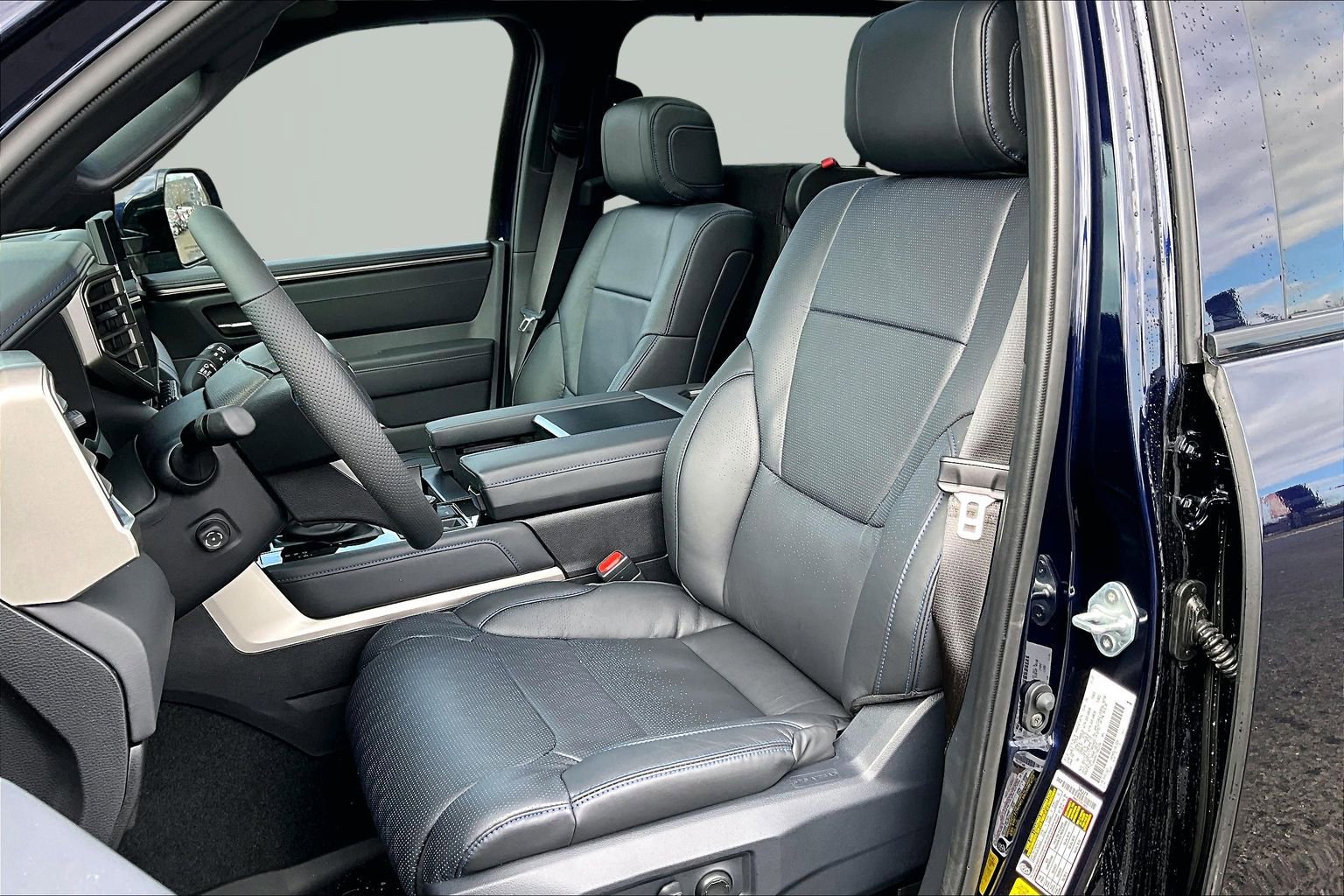 Used 2026 Toyota Sequoia Platinum w/ TRD Off-Road Package AWD/4WD image 22