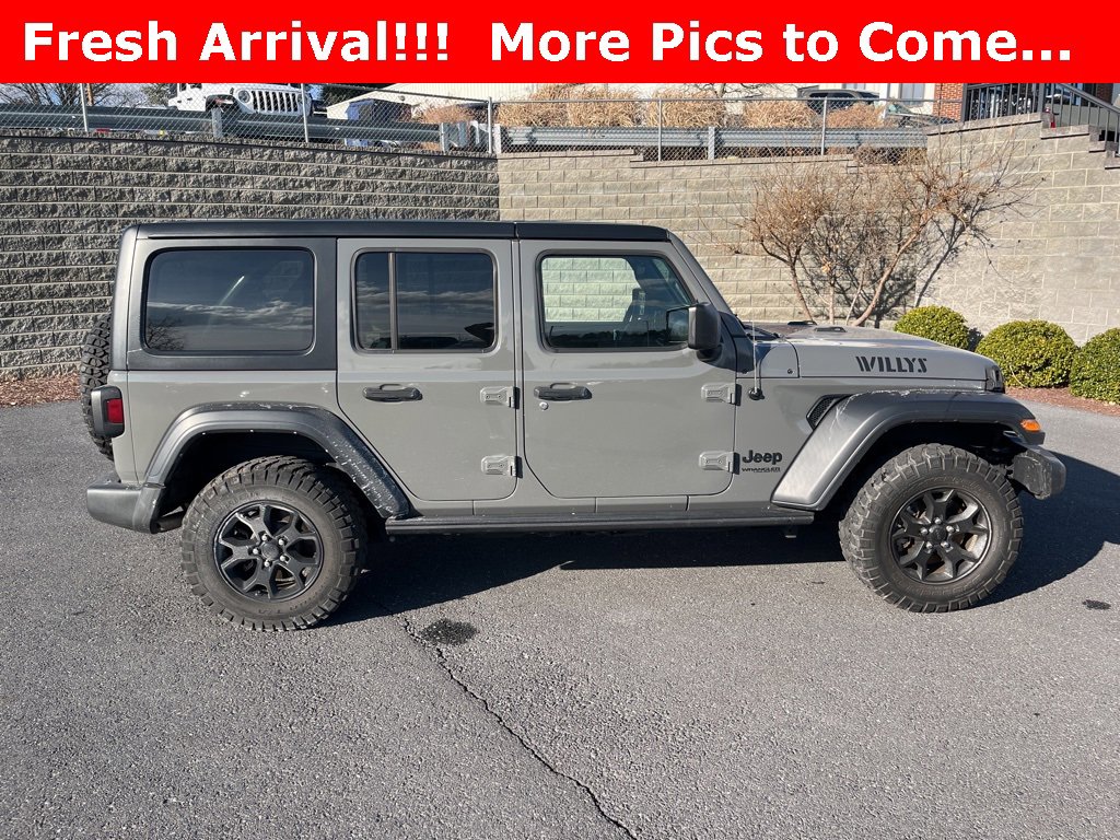 Used 2022 Jeep Wrangler Unlimited Sport image 3
