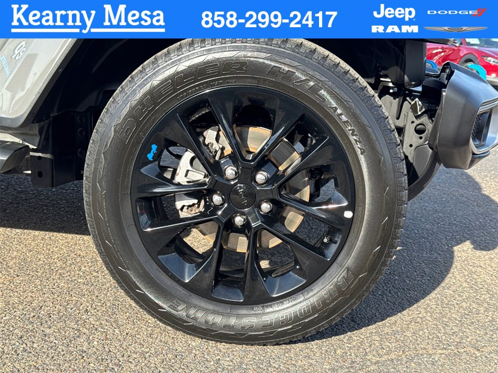 Used 2023 Jeep Wrangler Unlimited Sahara image 7