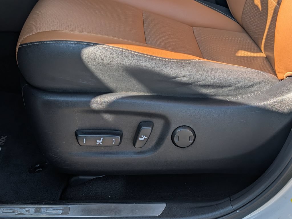 Used 2018 Lexus NX 300 FWD w/ Comfort Package image 11