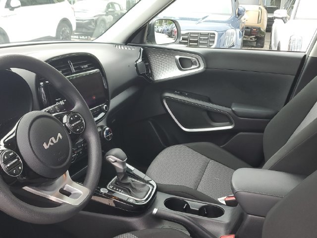 Certified 2024 Kia Soul S FWD image 22
