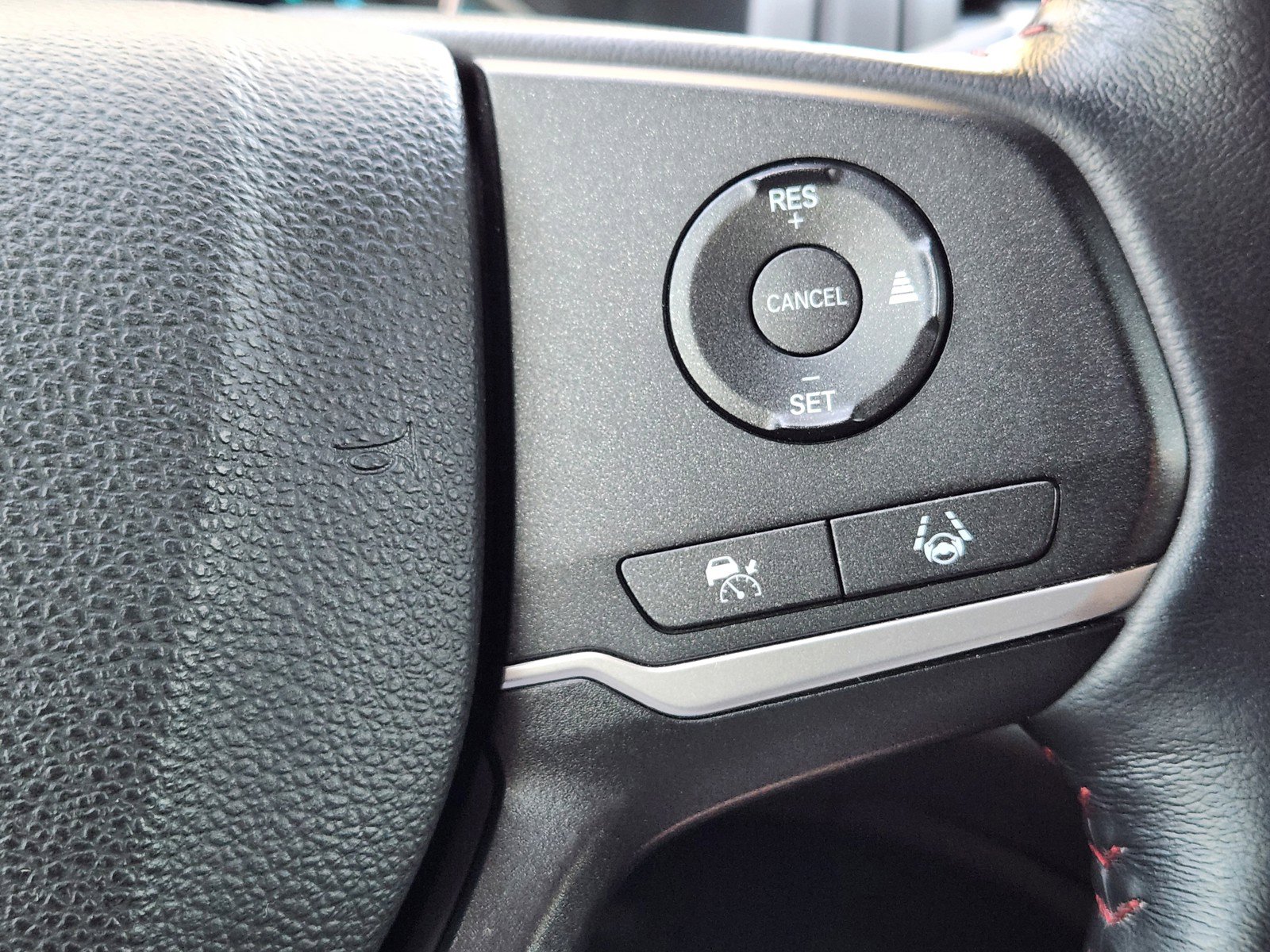 Used 2024 Honda Odyssey Sport image 23