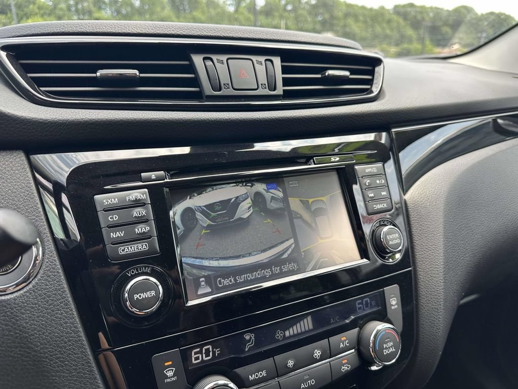 Used 2018 Nissan Rogue Sport SL w/ SL Premium Package AWD/4WD image 19