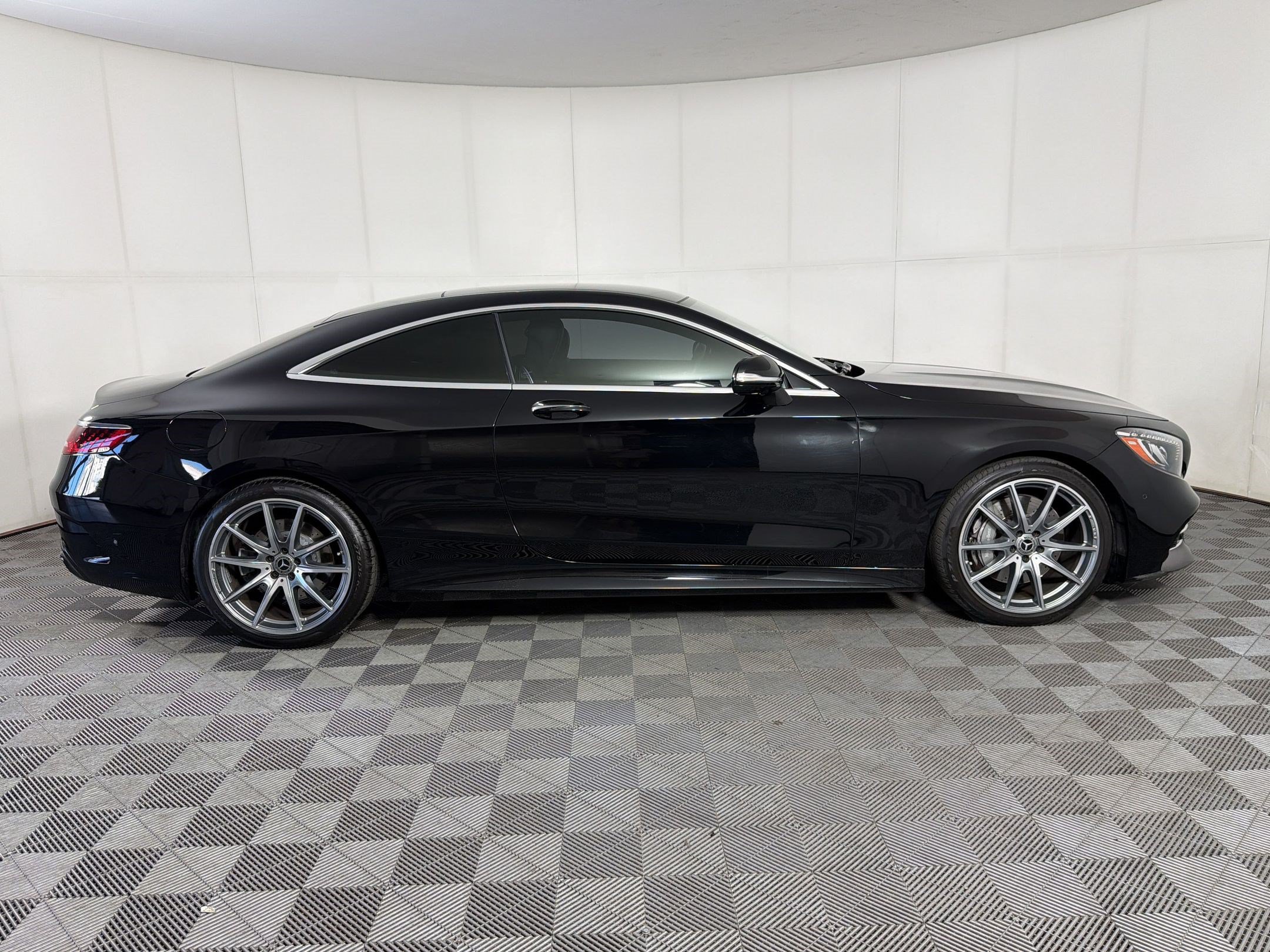 Certified 2018 Mercedes-Benz S 560 4MATIC Coupe image 8