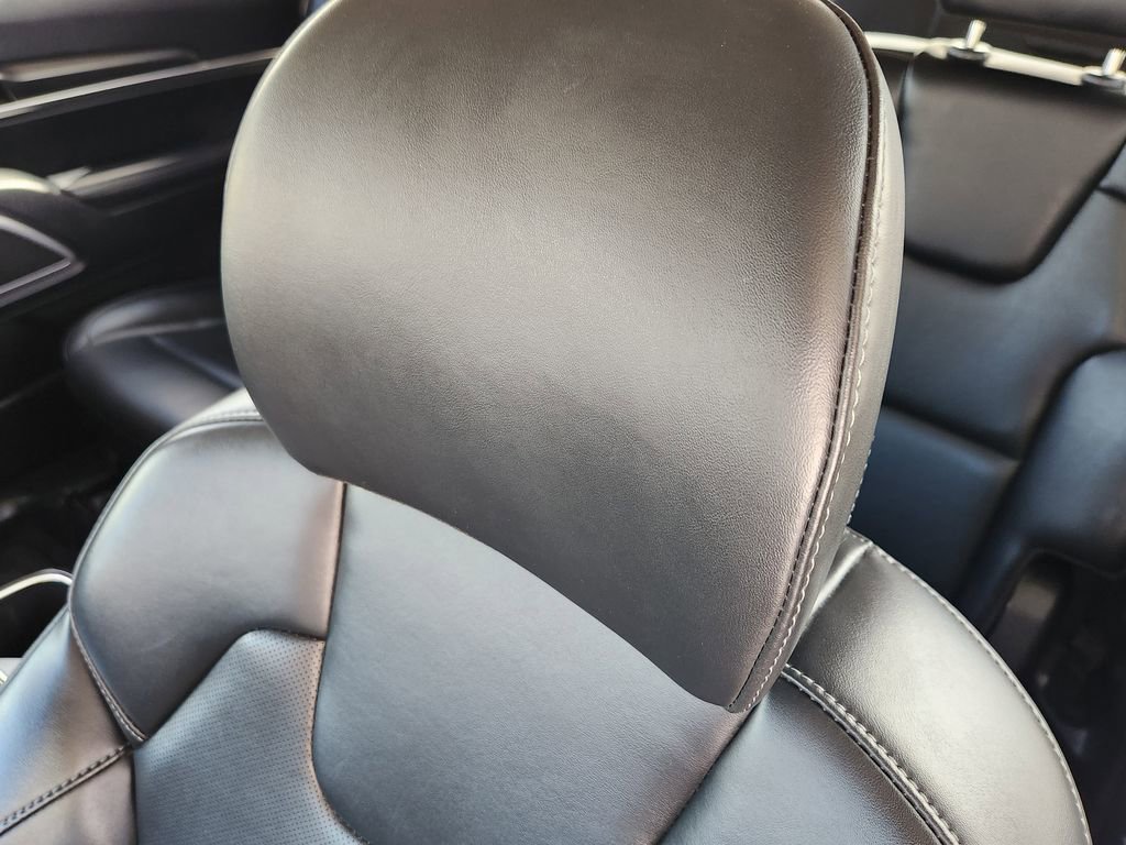 Used 2025 Kia Telluride S AWD/4WD image 6