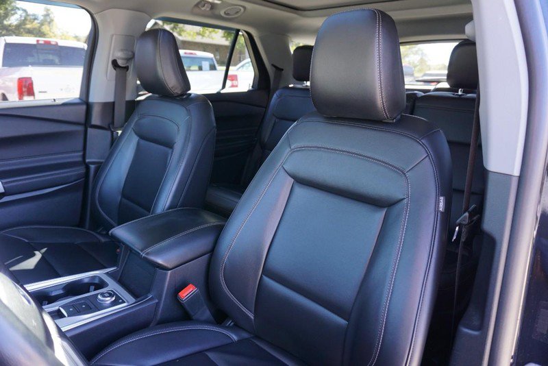 Used 2023 Ford Explorer XLT image 22