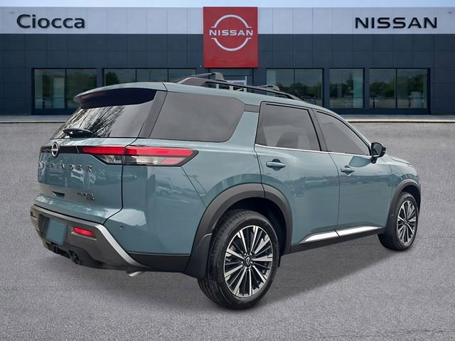 New 2026 Nissan Pathfinder Platinum w/ Cargo Package image 5