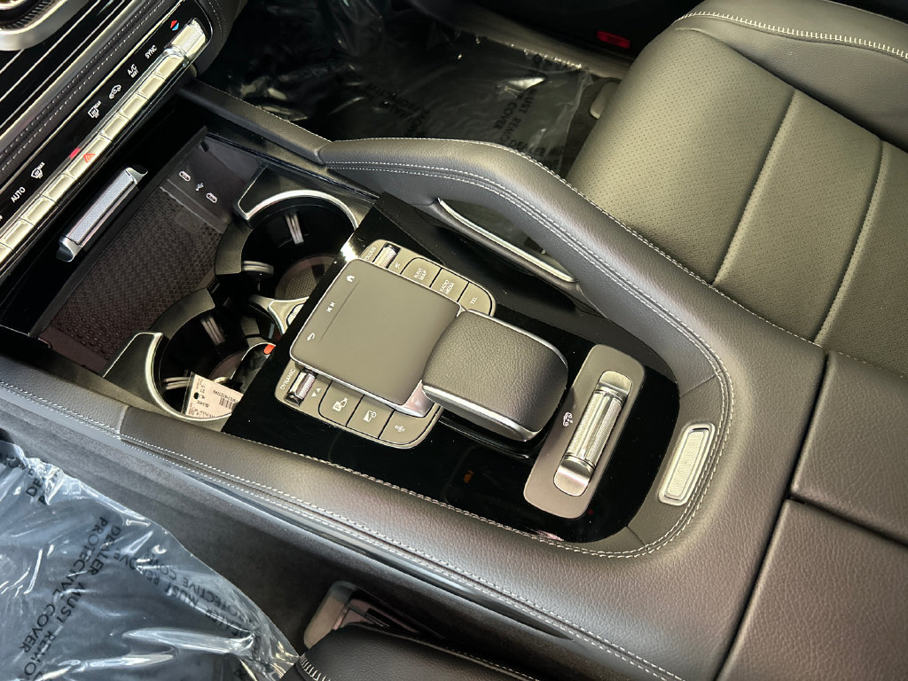 New 2027 Mercedes-Benz GLS 450 4MATIC image 16