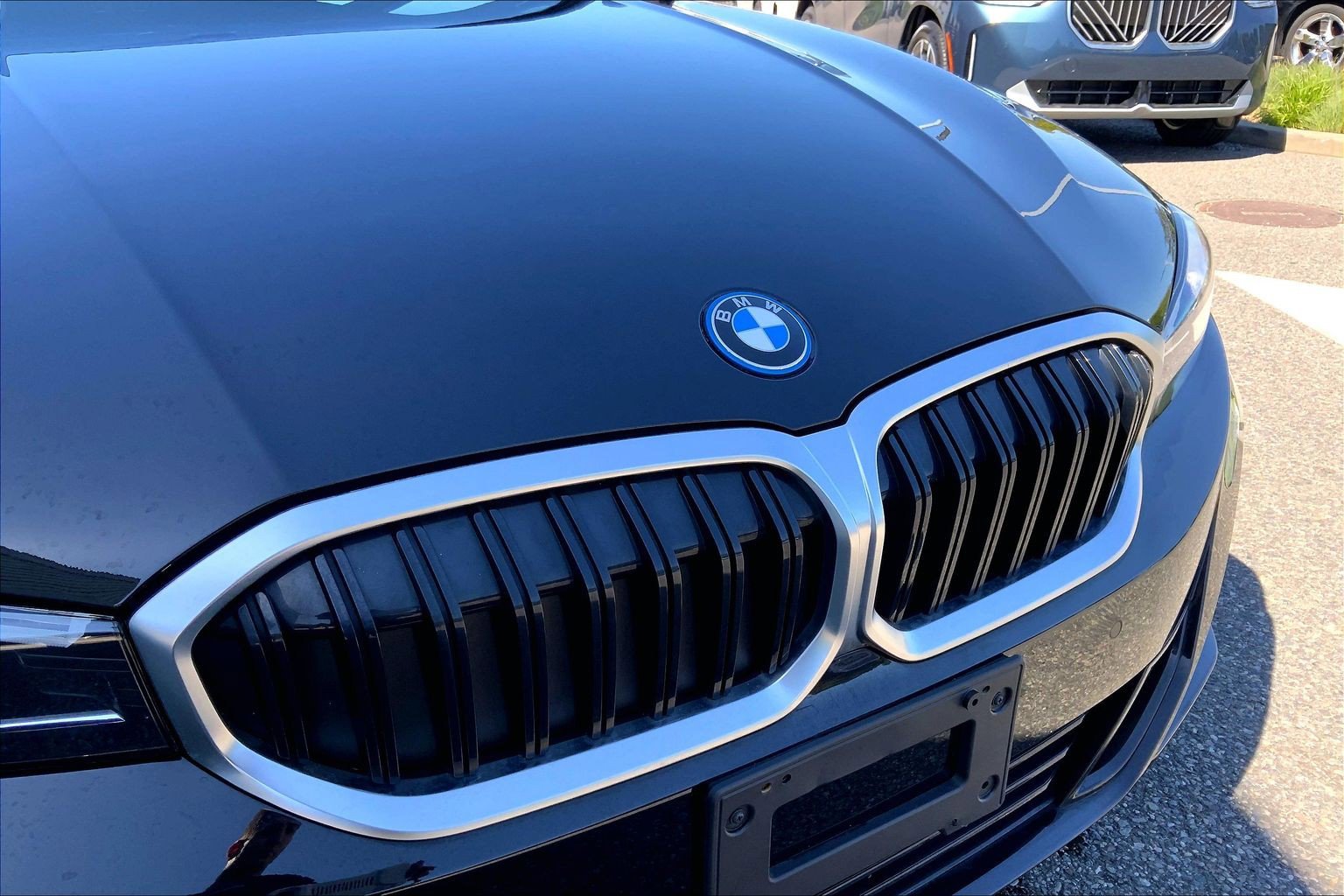 Used 2023 BMW 330e w/ Driving Assistance Package RWD image 29