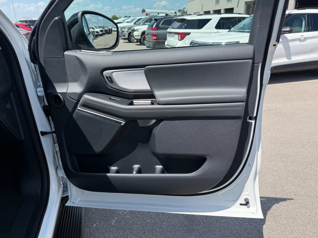 New 2027 Ford Expedition Active RWD image 28
