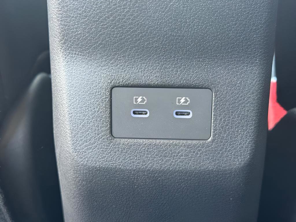 New 2026 Nissan Kicks SR w/ Cold Weather Package AWD/4WD image 18