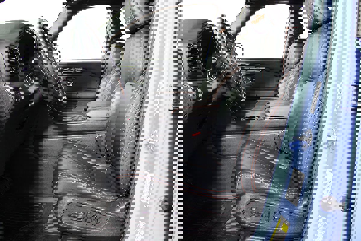 Used 2023 Honda Pilot TrailSport image 8