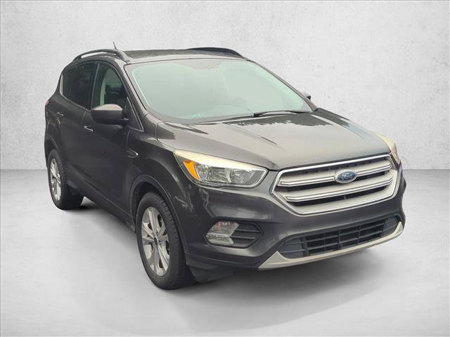 Used 2018 Ford Escape SE FWD image 3
