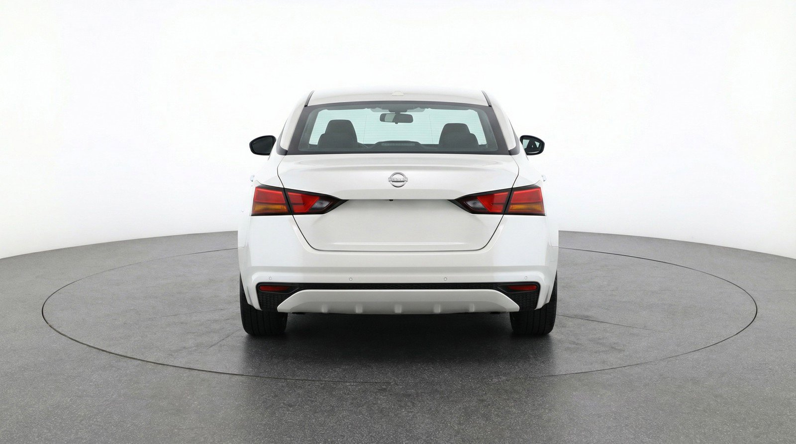 Used 2025 Nissan Altima 2.5 SV FWD image 7
