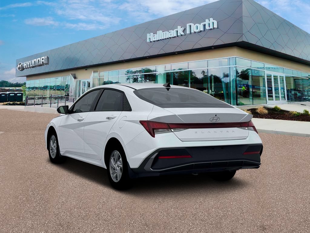 New 2026 Hyundai Elantra SE FWD image 5