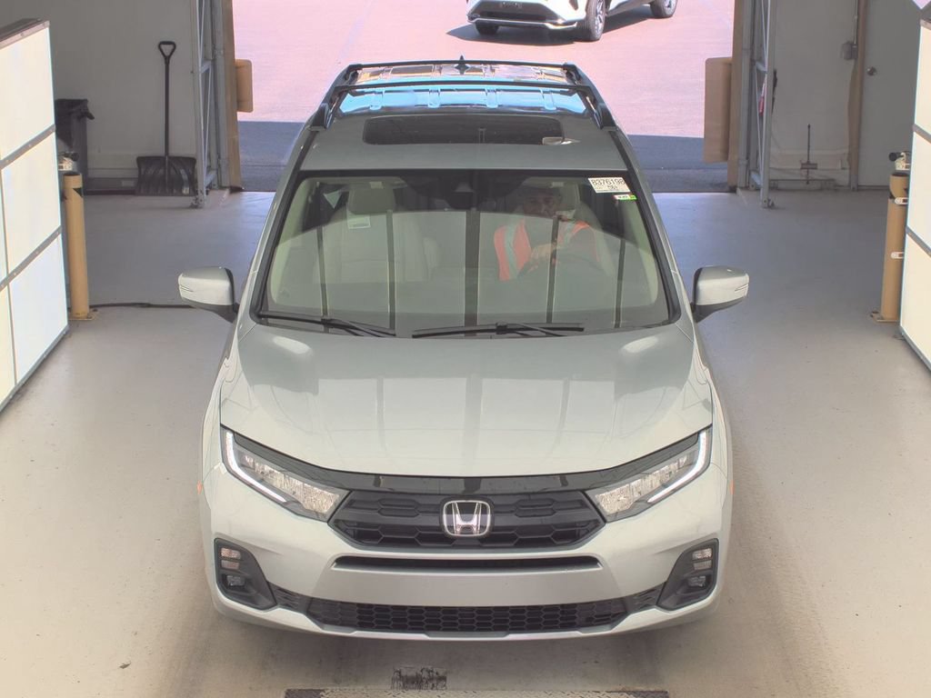 Used 2026 Honda Odyssey EX-L image 2