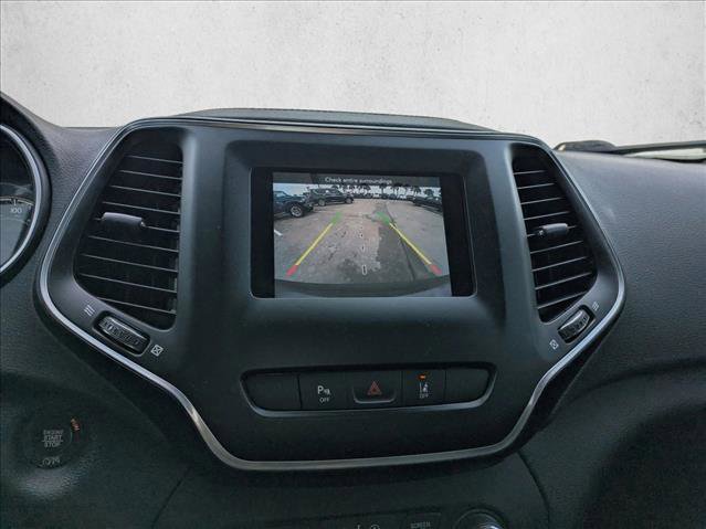 Used 2021 Jeep Cherokee Latitude Lux image 13