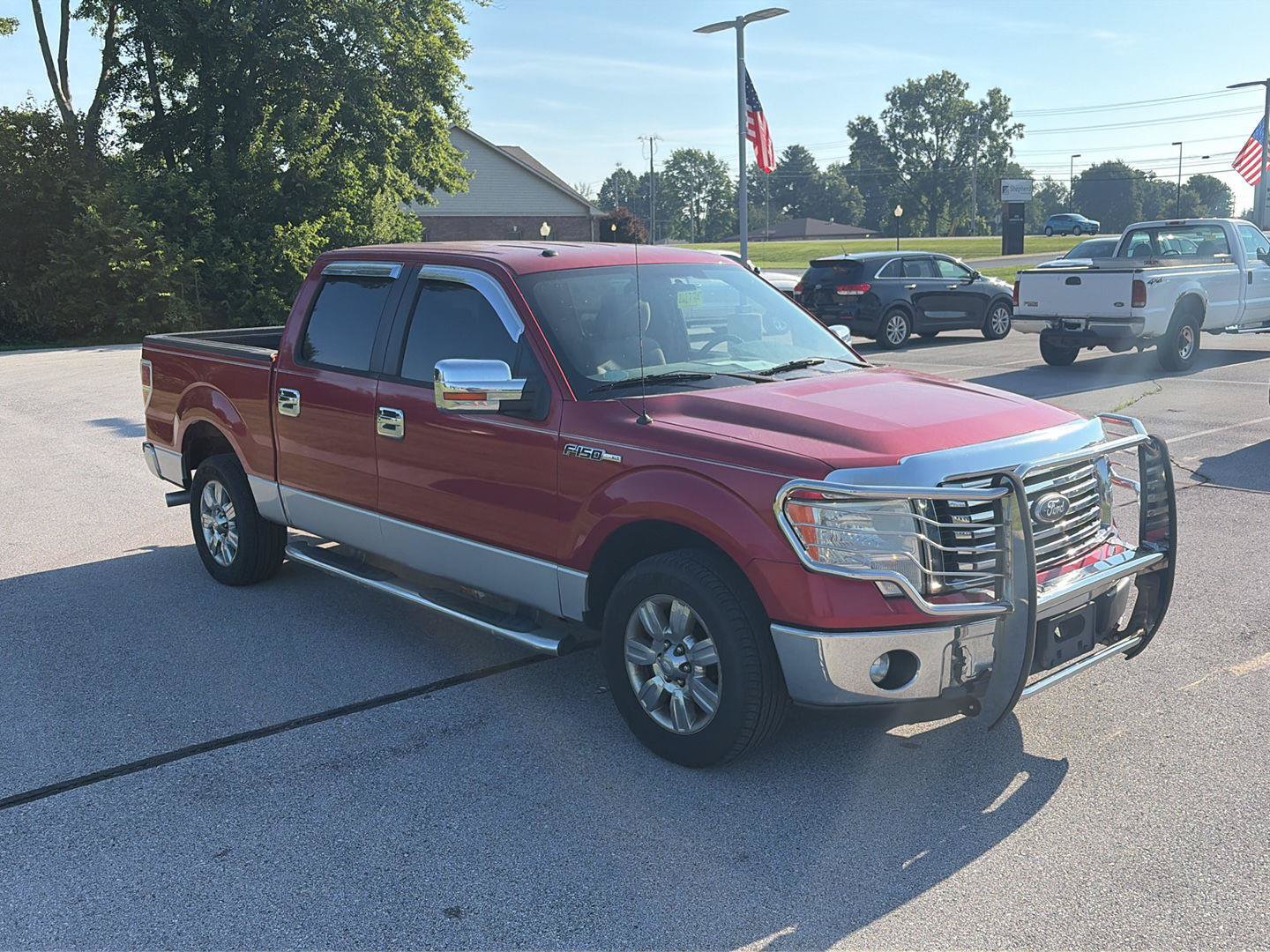 Used 2011 Ford F150 XLT w/ XLT Chrome Pkg RWD image 2