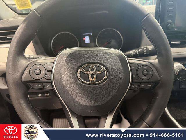 Certified 2022 Toyota RAV4 XLE Premium AWD/4WD image 18