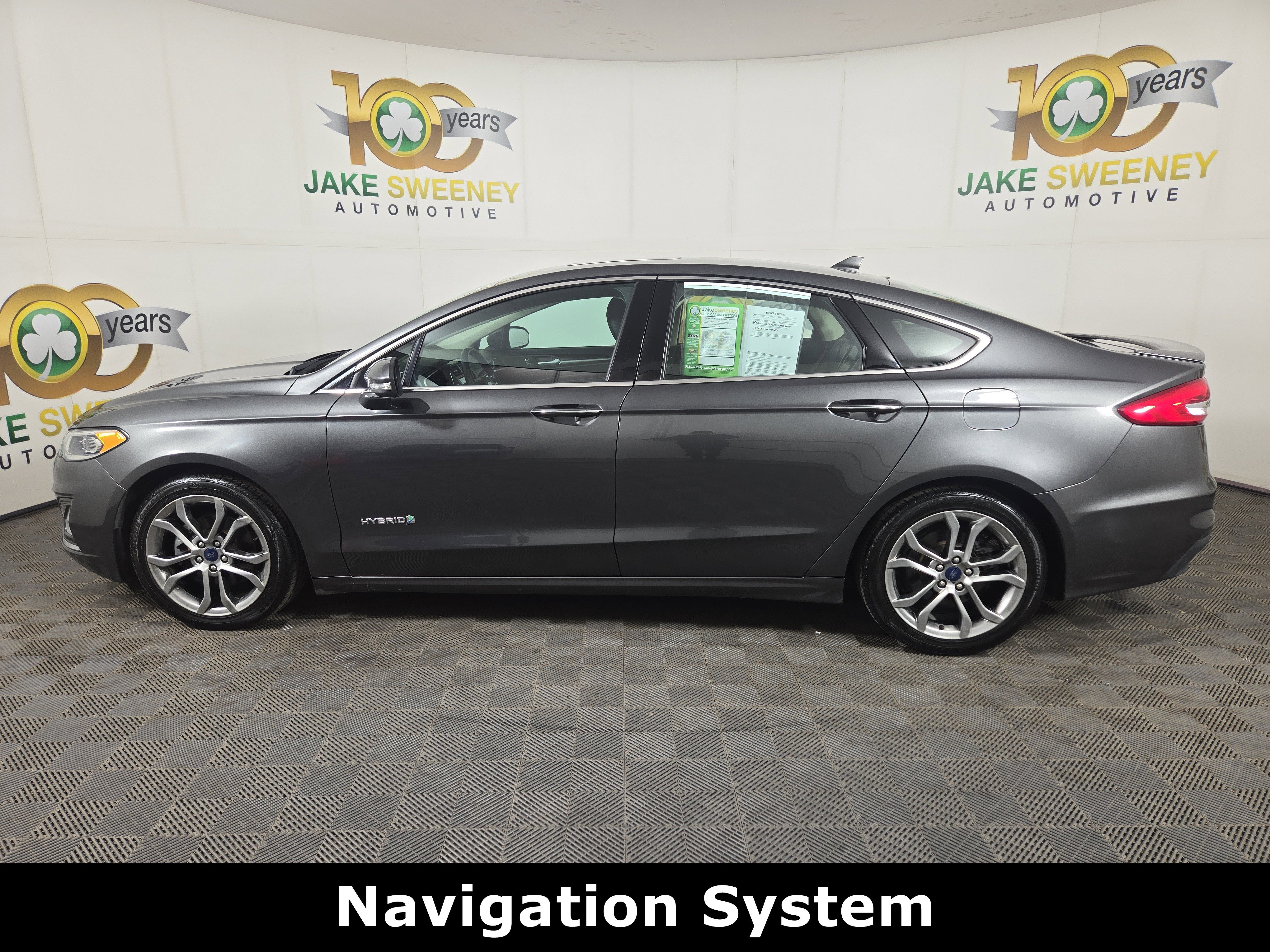 Used 2019 Ford Fusion Titanium image 4