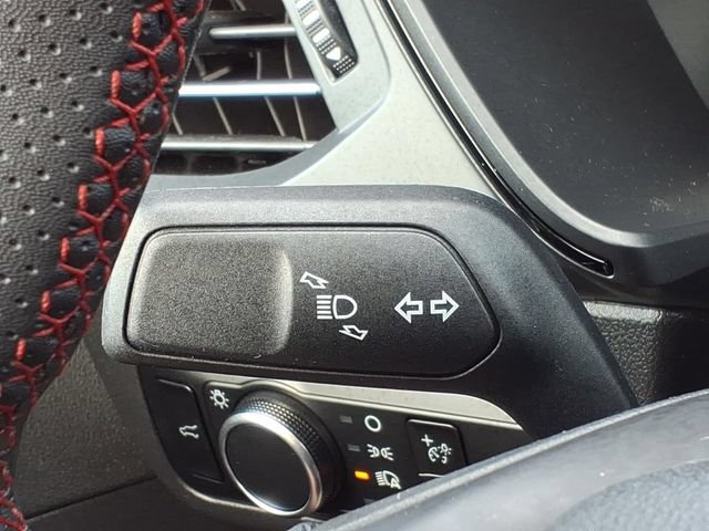Used 2023 Ford Escape ST-Line w/ Tech Pack #1 AWD/4WD image 28