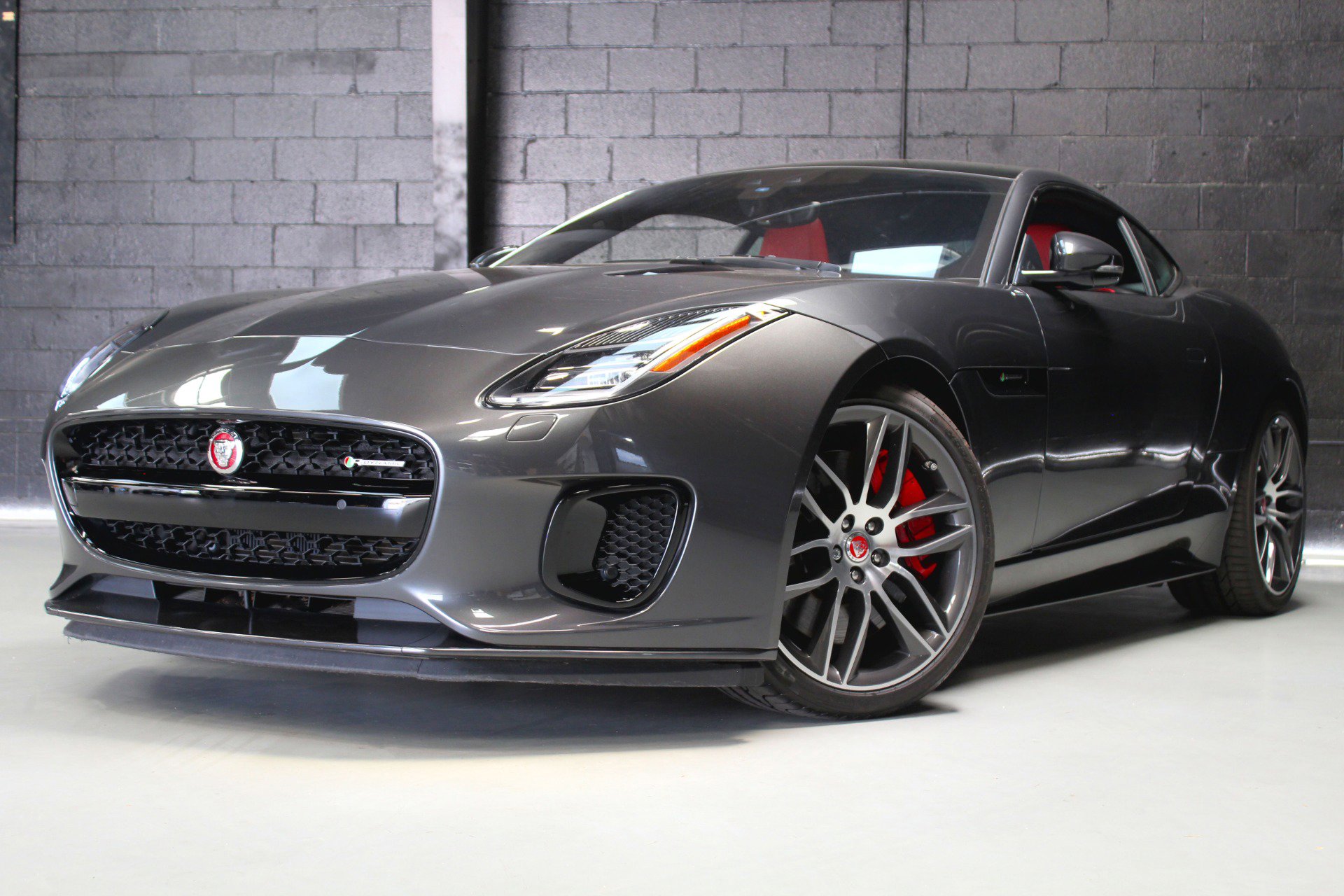 Used 2020 Jaguar F-TYPE R-Dynamic image 54
