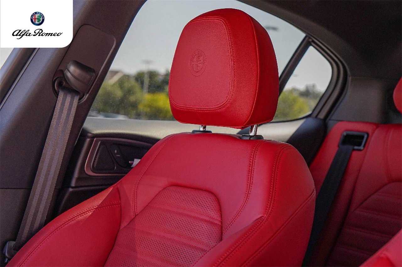 New 2025 Alfa Romeo Stelvio Sprint w/ Veloce Package image 12