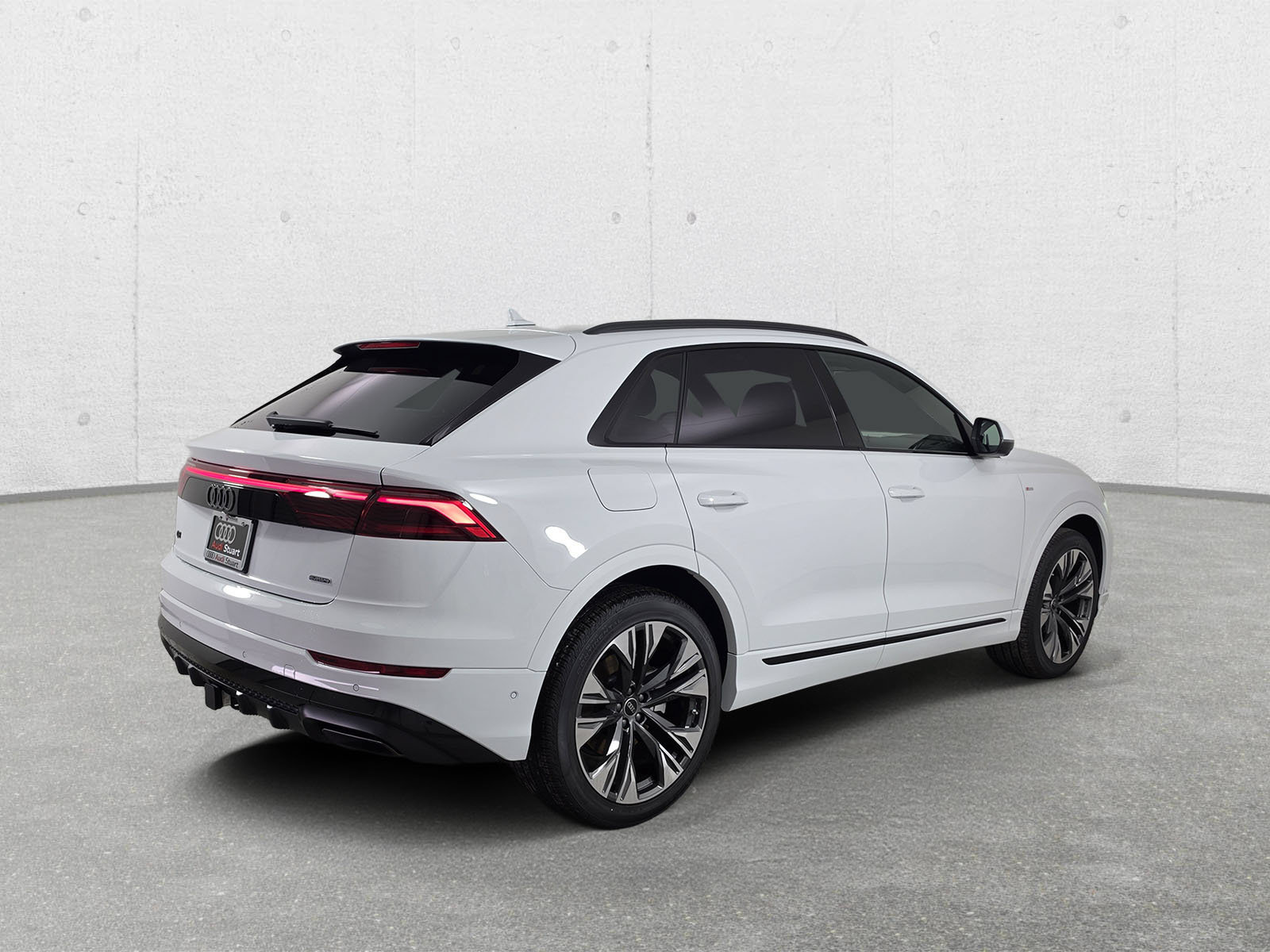 New 2027 Audi Q8 Premium Plus AWD/4WD image 6