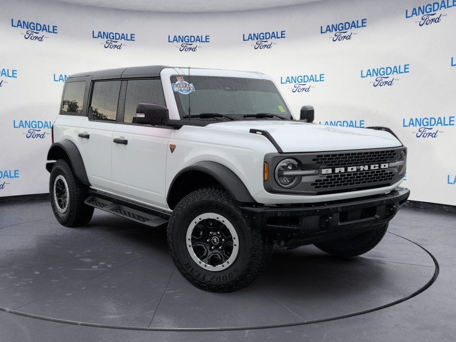 Used 2024 Ford Bronco Badlands AWD/4WD image 2