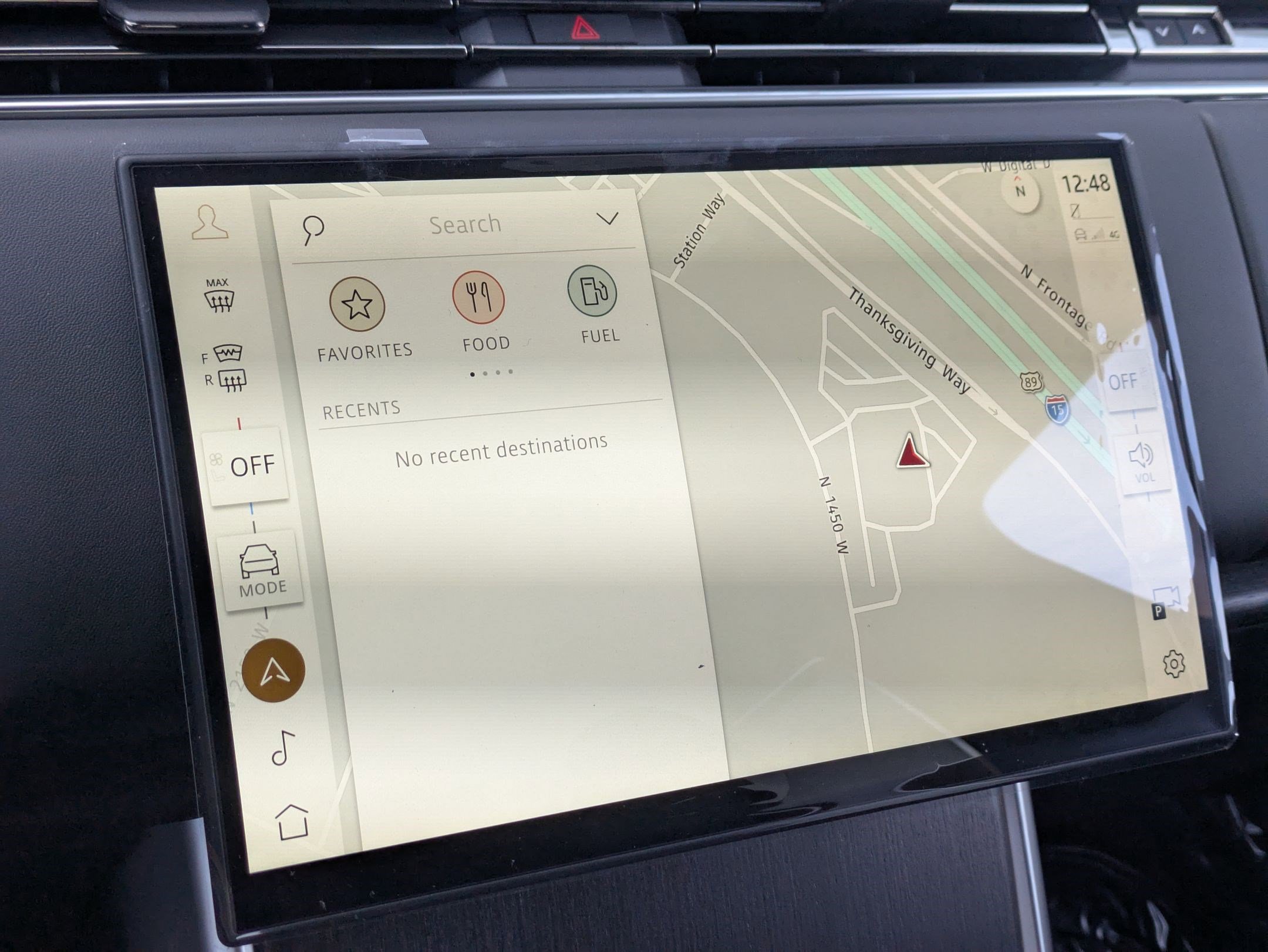 New 2026 Land Rover Range Rover SE image 15