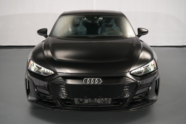 Used 2023 Audi e-tron GT Premium Plus w/ Performance Package AWD/4WD image 5