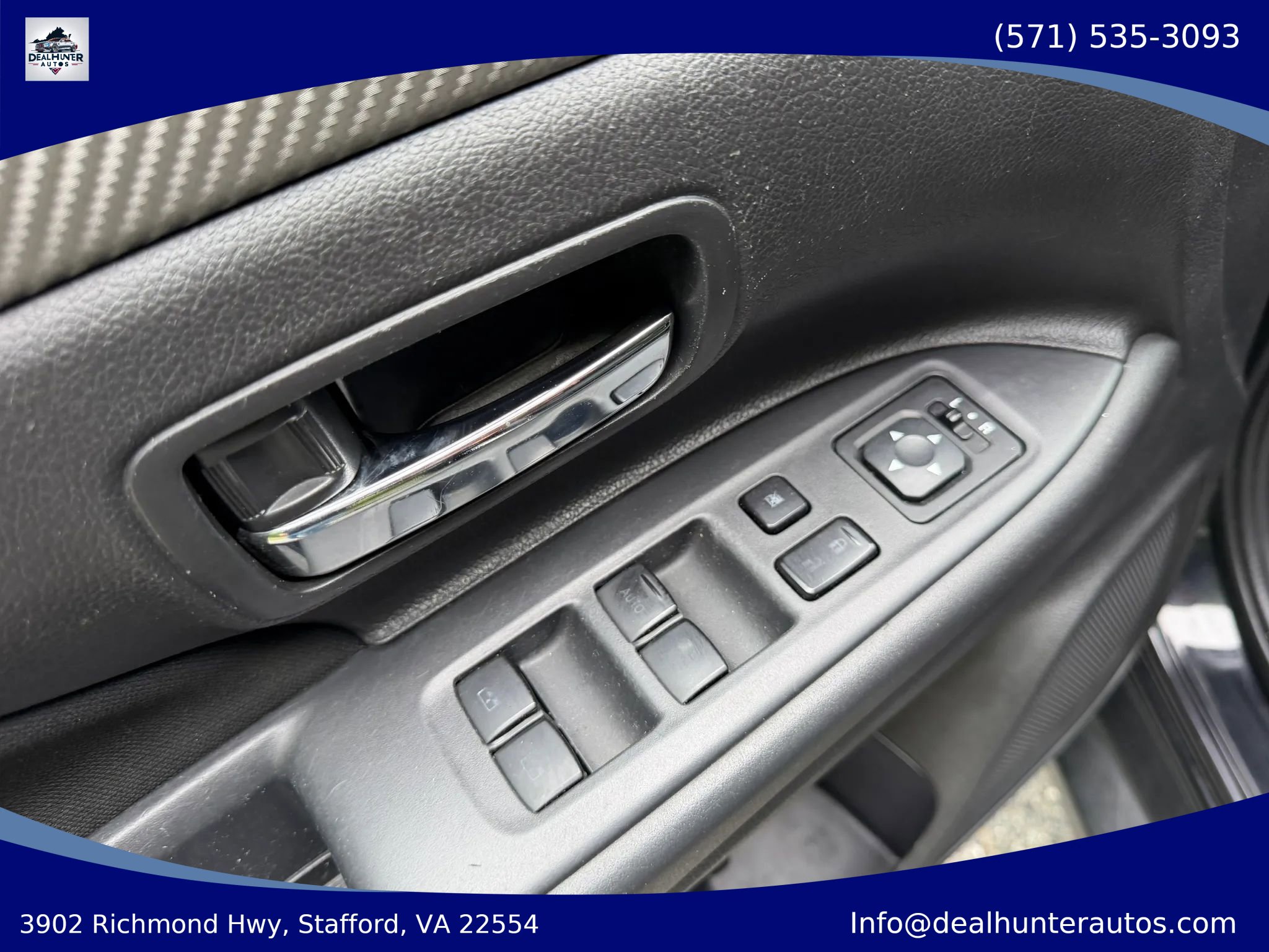 Used 2018 Mitsubishi Outlander SE AWD/4WD image 20