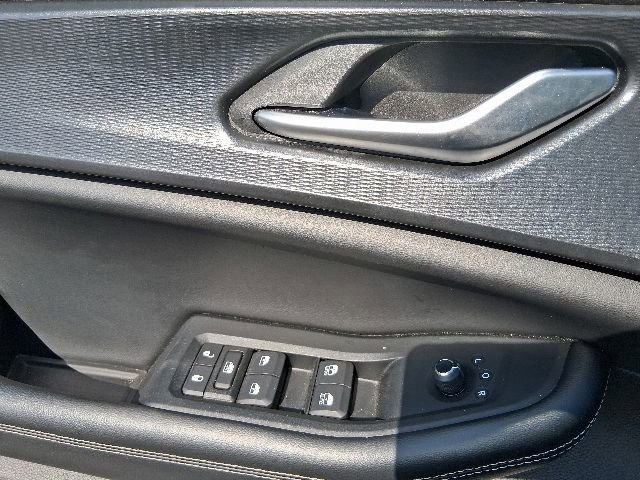Used 2023 Jeep Grand Cherokee L Laredo AWD/4WD image 18