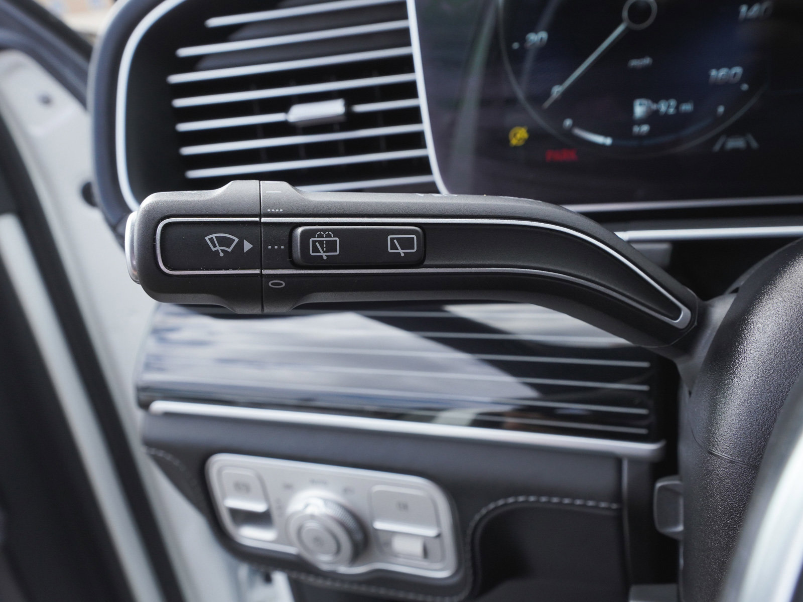 Used 2023 Mercedes-Benz Maybach GLS 600 4MATIC image 23