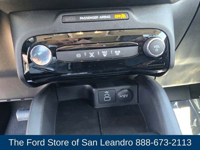New 2025 Ford Escape SE image 20