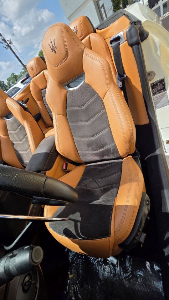 Used 2018 Maserati GranTurismo Sport RWD image 17