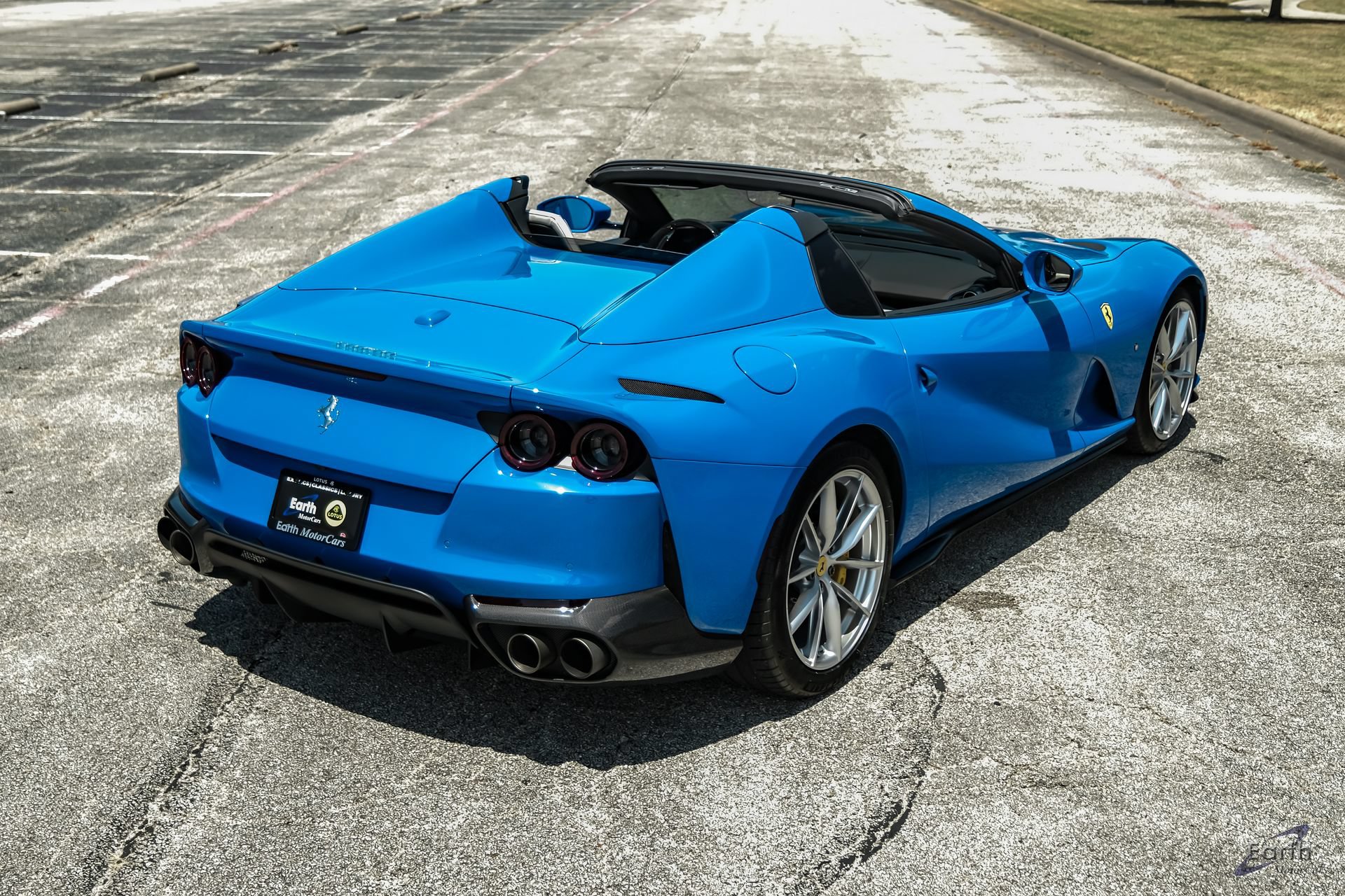 Used 2022 Ferrari 812 GTS RWD image 20
