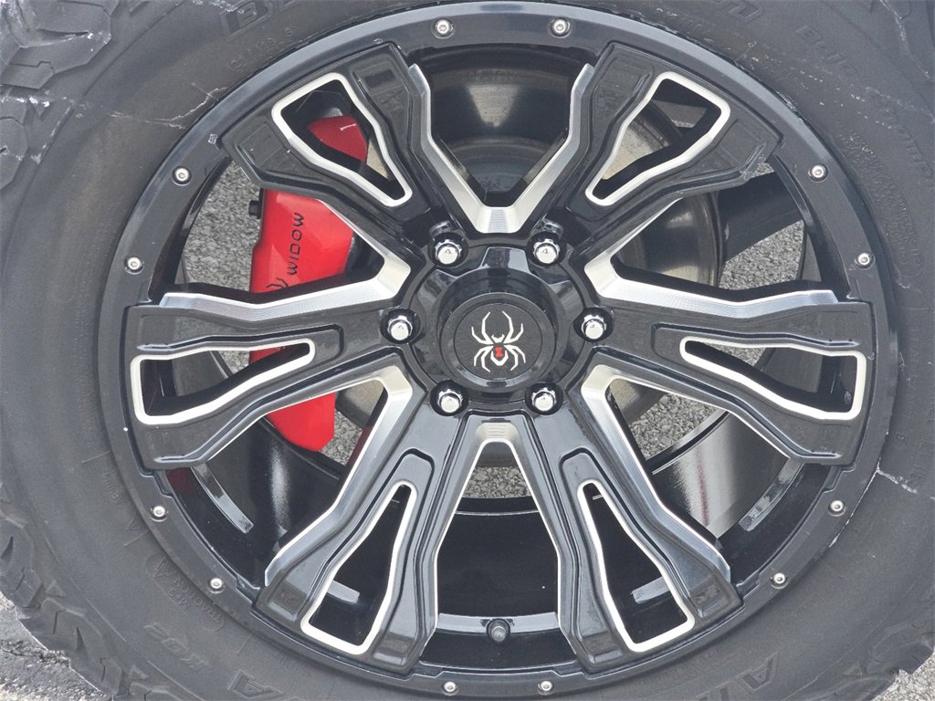 Used 2022 GMC Sierra 1500 AT4 w/ AT4 Premium Package image 13