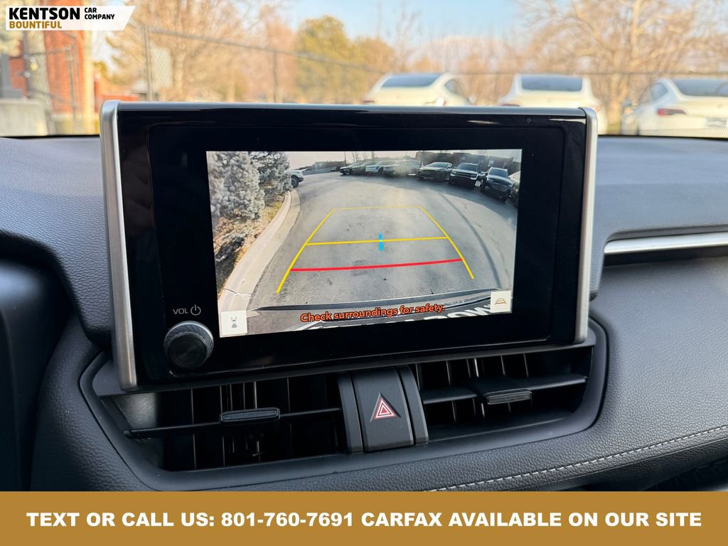 Used 2025 Toyota RAV4 XLE image 28