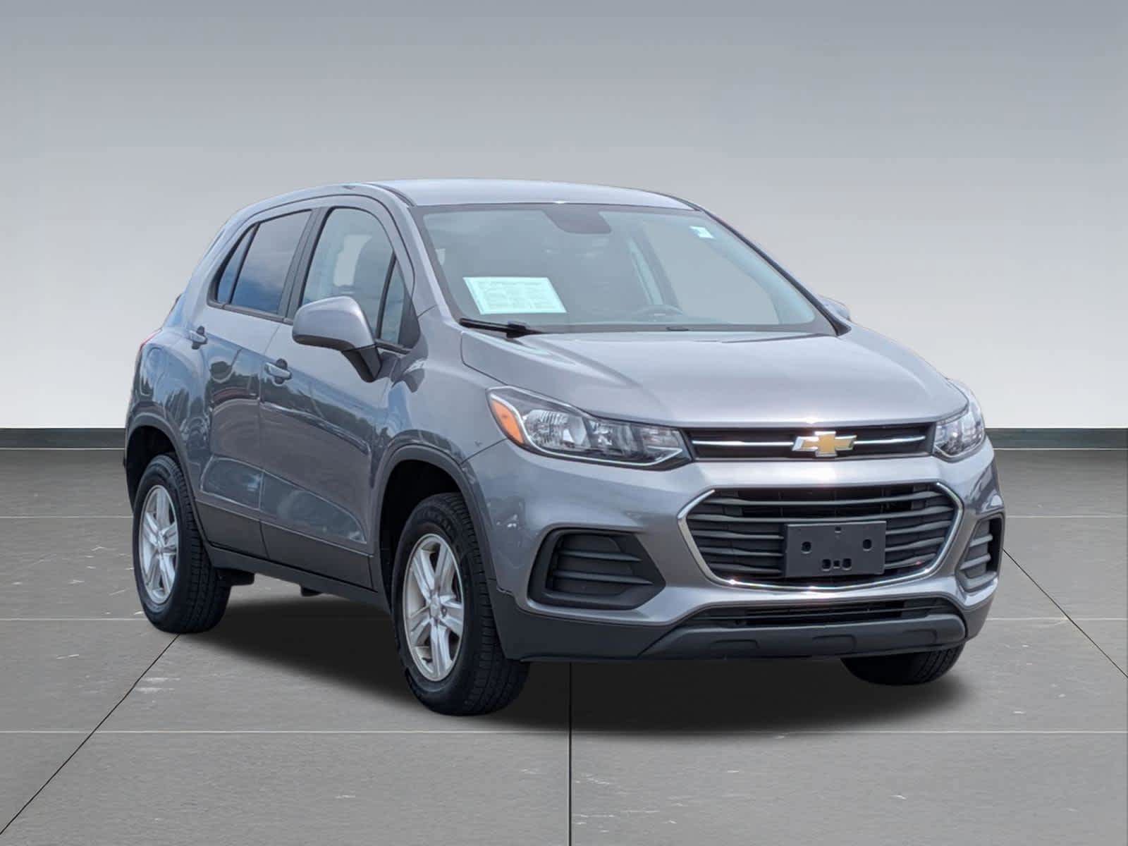 Used 2020 Chevrolet Trax LS w/ Tint and Cruise Package AWD/4WD image 7