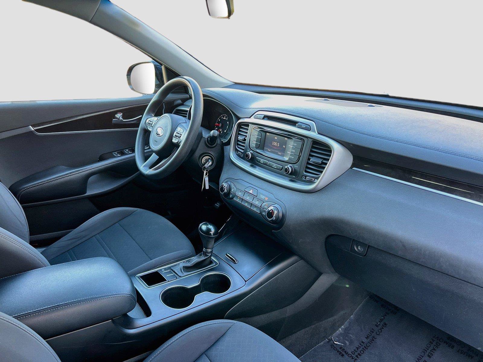 Used 2016 Kia Sorento FWD image 27