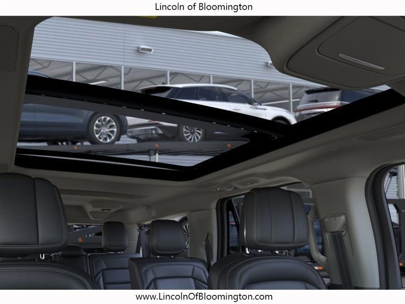New 2026 Lincoln Navigator L Reserve AWD/4WD image 23