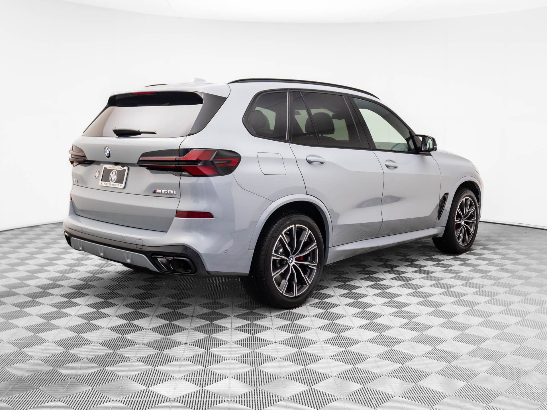 Certified 2025 BMW X5 M60i w/ Climate Comfort Package AWD/4WD image 5