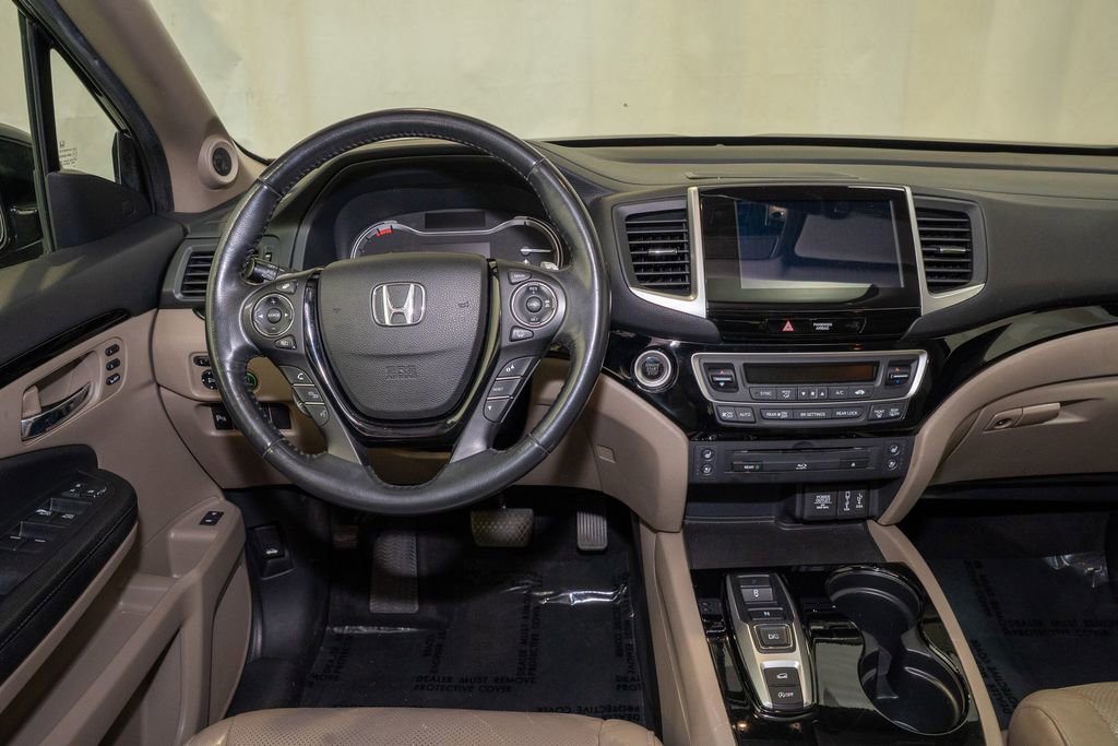 Used 2017 Honda Pilot Elite image 7