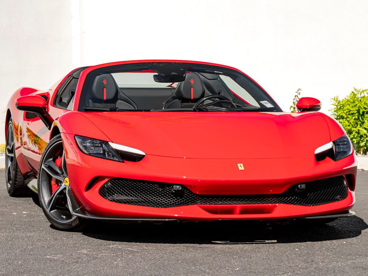 Used 2024 Ferrari 296 GTS RWD image 5