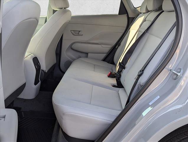 Certified 2025 Hyundai Kona SEL image 17
