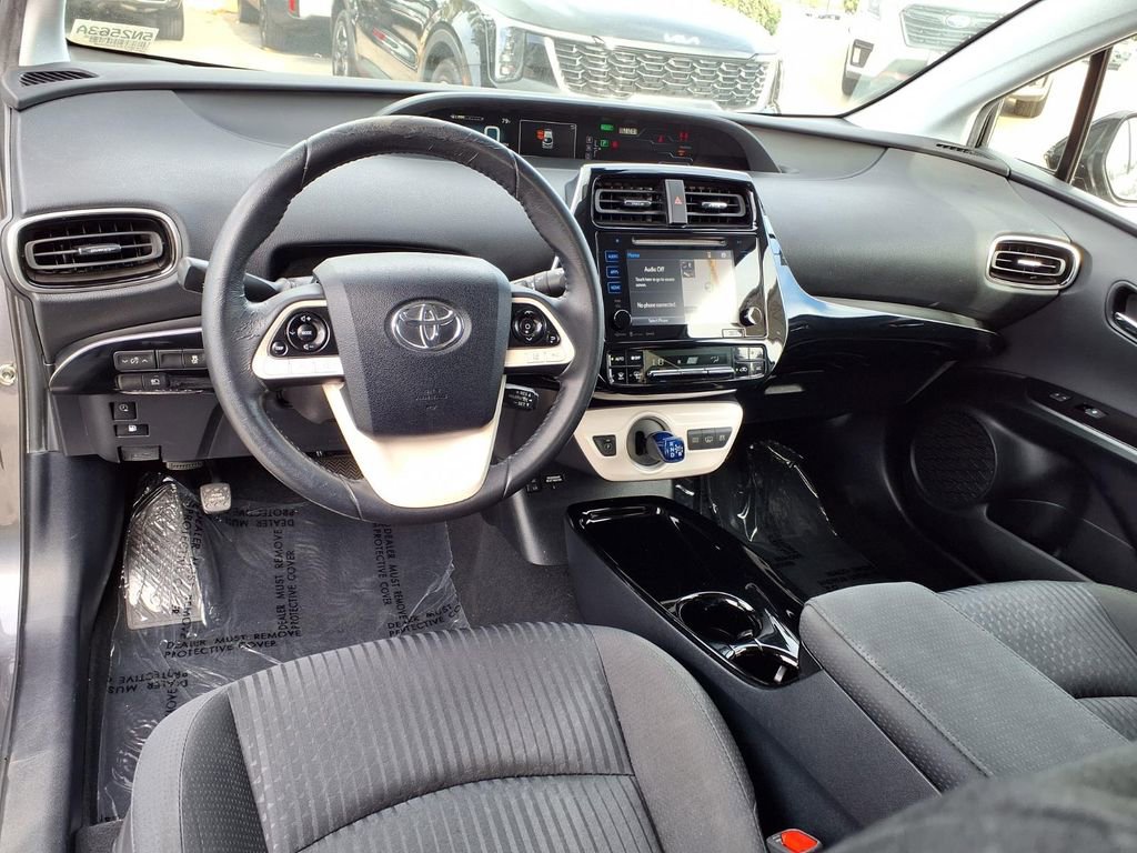 Used 2018 Toyota Prius Prime Plus w/ Carpet Mat Package FWD image 13