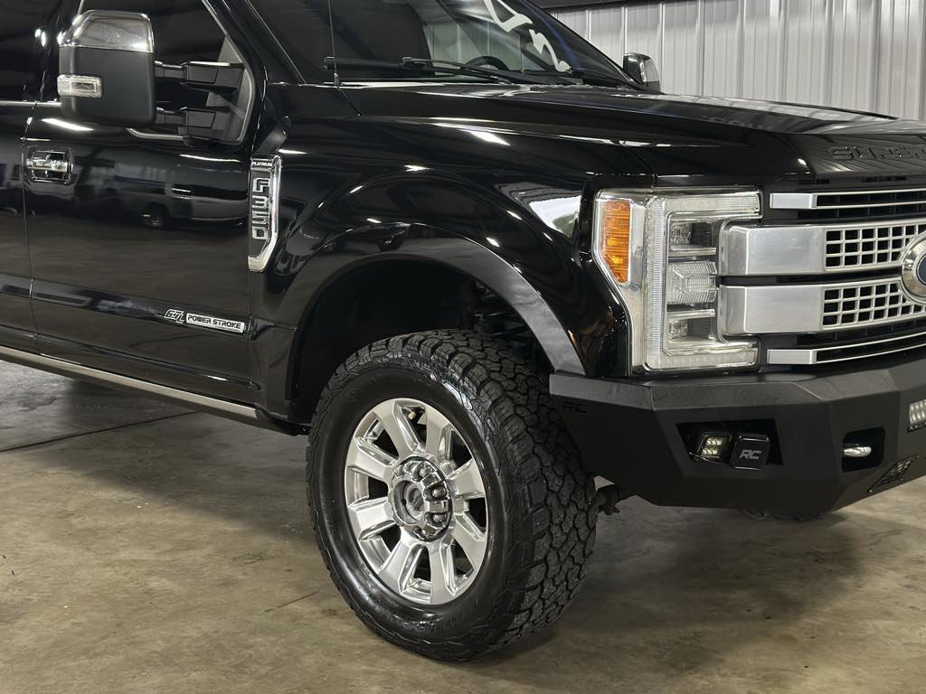 Used 2019 Ford F350 Platinum w/ Platinum Ultimate Package image 39