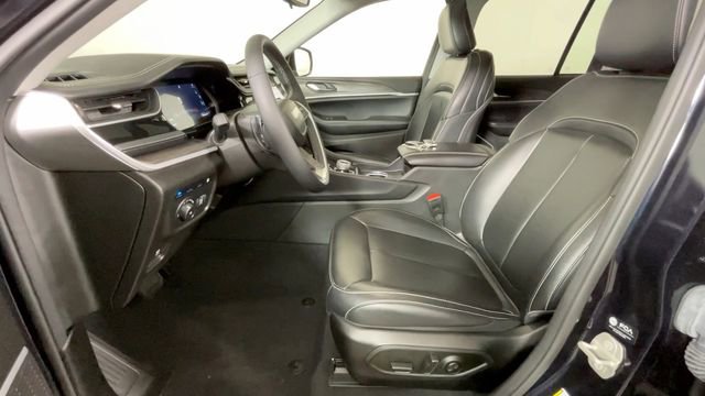 Used 2024 Jeep Grand Cherokee Limited 4xe AWD/4WD image 18