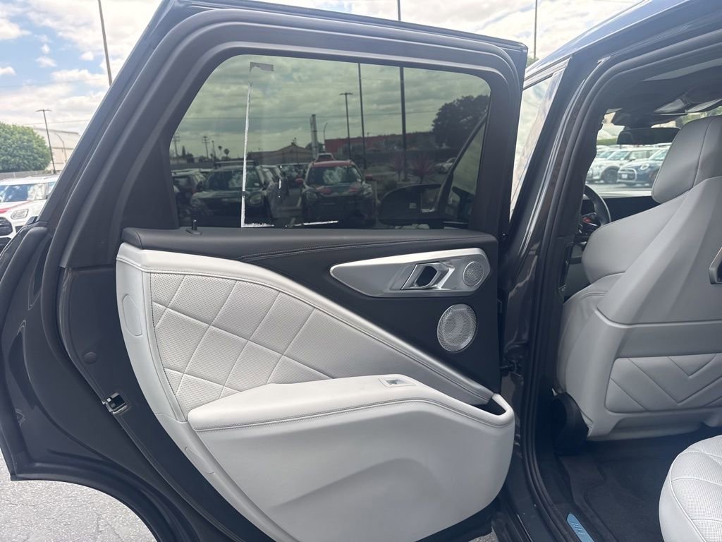 Used 2026 BMW XM Label Red AWD/4WD image 12